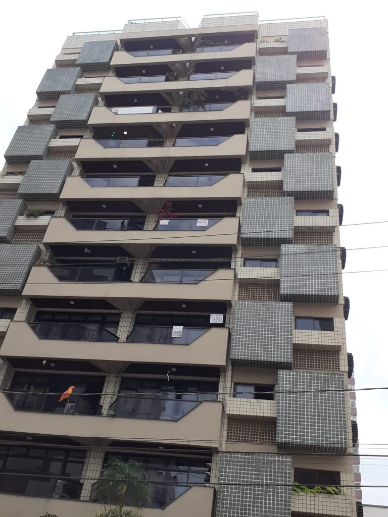 Apartamento, Centro, São Vicente-SP.