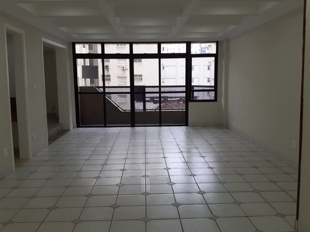 Apartamento, Centro, São Vicente-SP.
