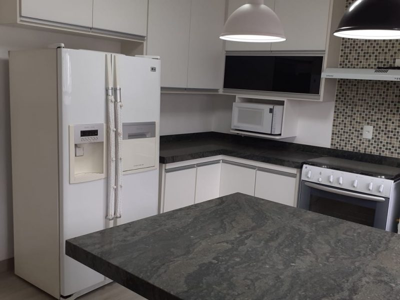 Apartamento, Centro, São Vicente-SP.