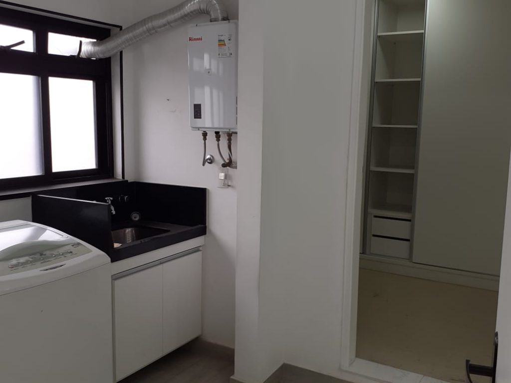 Apartamento, Centro, São Vicente-SP.