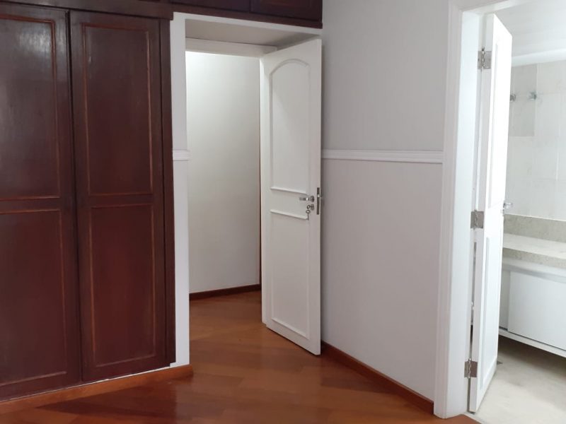 Apartamento, Centro, São Vicente-SP.