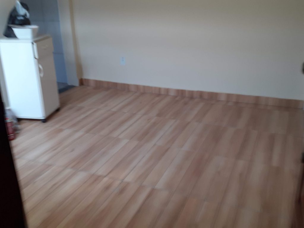 Casa Térrea semi isolada