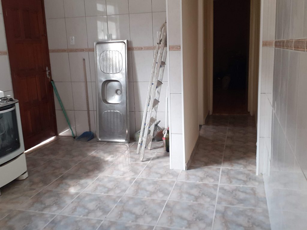 Casa Térrea semi isolada