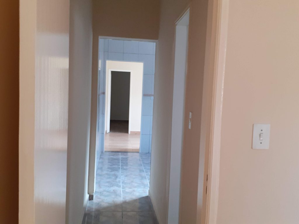 Casa Térrea semi isolada