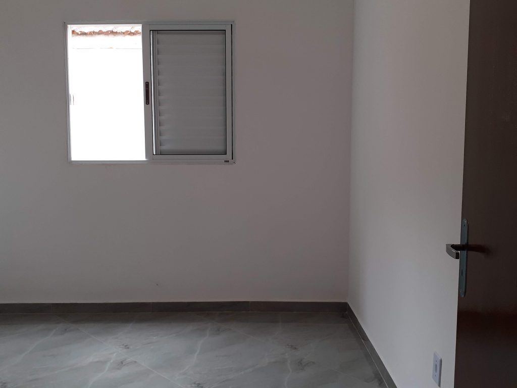 Excelente sobreposta baixa