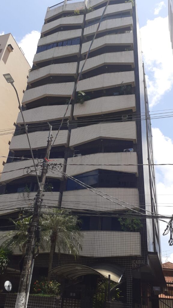 Excelente apto com garagem demarcada