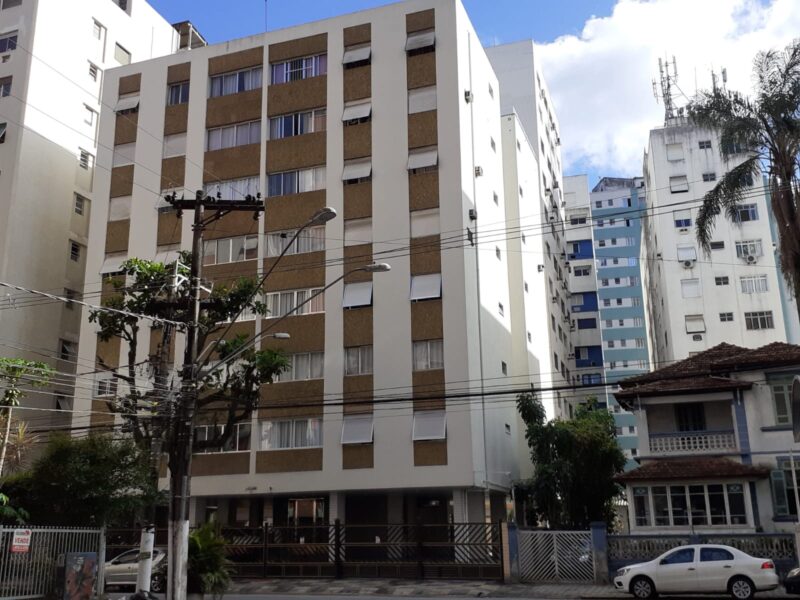 Apto à 100 metros da Praia e Shoping Brisamar