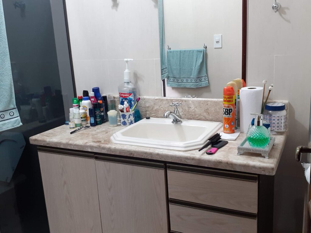 Apto à 100 metros da Praia e Shoping Brisamar