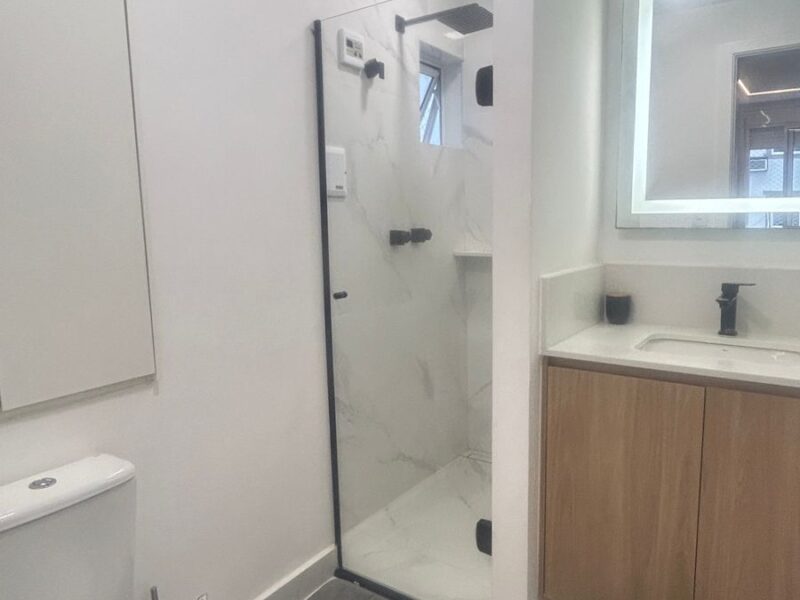 Apartamento Gonzaga 2 garagens demarcadas (1 por andar)