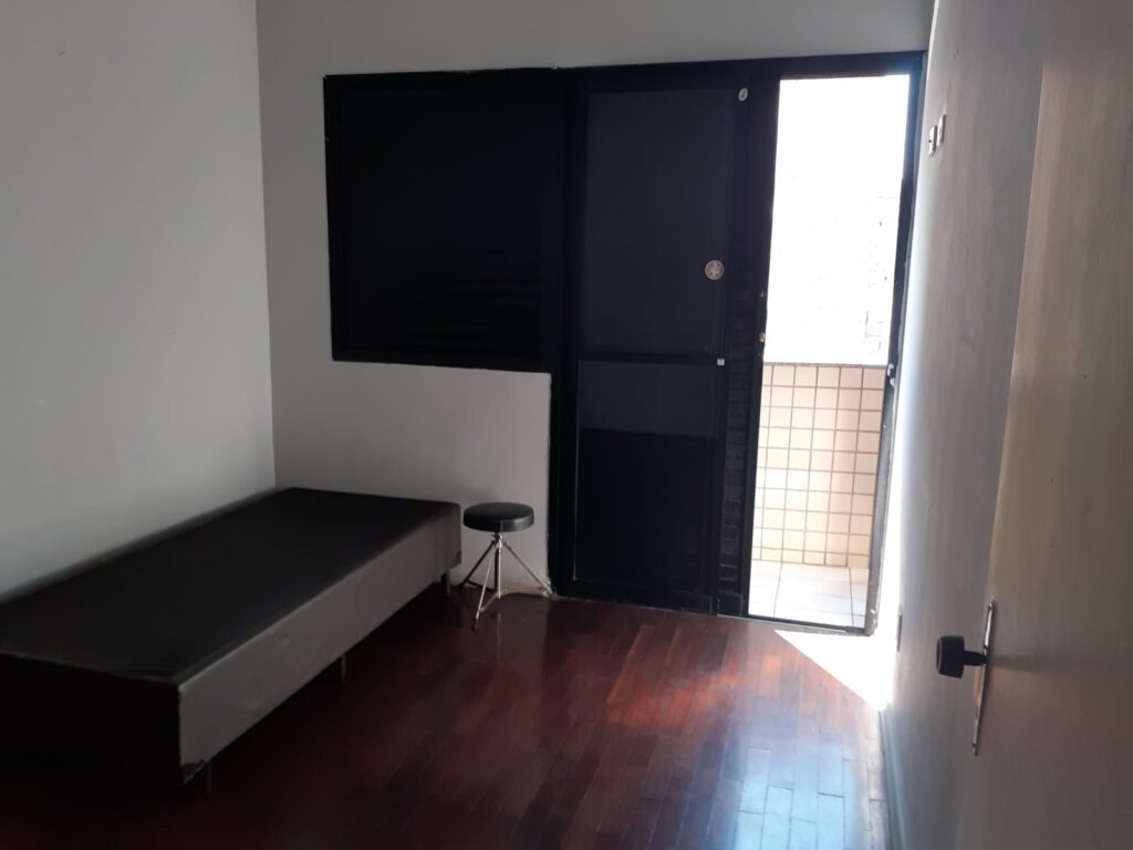 Excelente apto com garagem demarcada