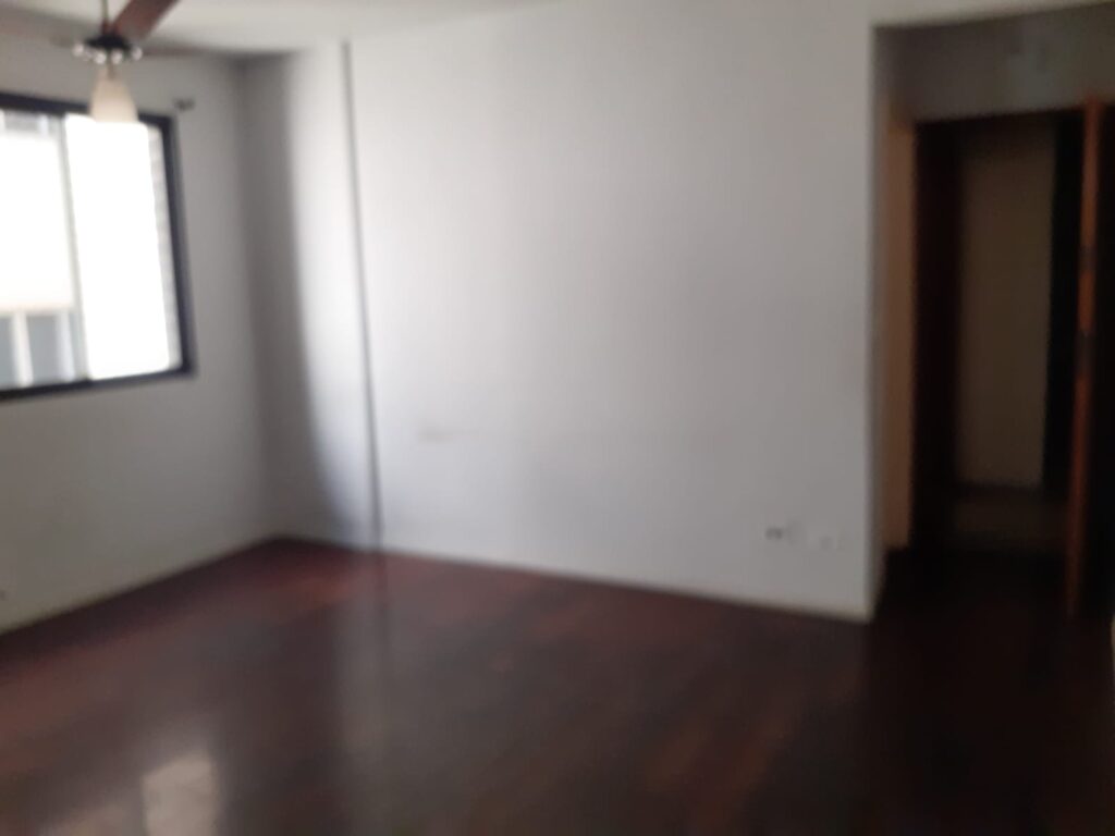 Excelente apto com garagem demarcada