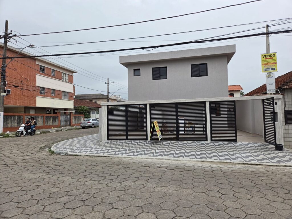 Sobrado Individual 3 Catiapoã